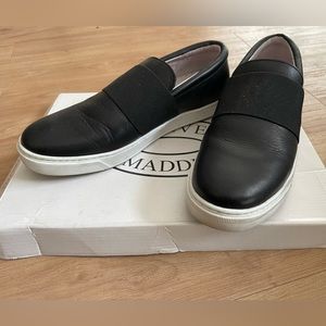 Steve Madden Success Black Leather Sneakers
